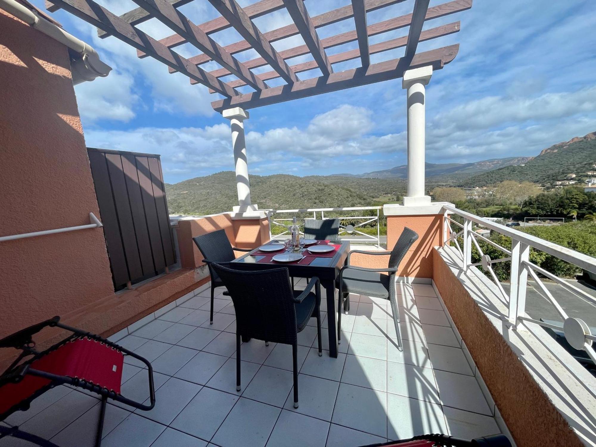 Appartement Cap Esterel 4/5 Personnes Saint-Raphael (Var) Exterior foto